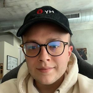 Meet your Posher, Connor